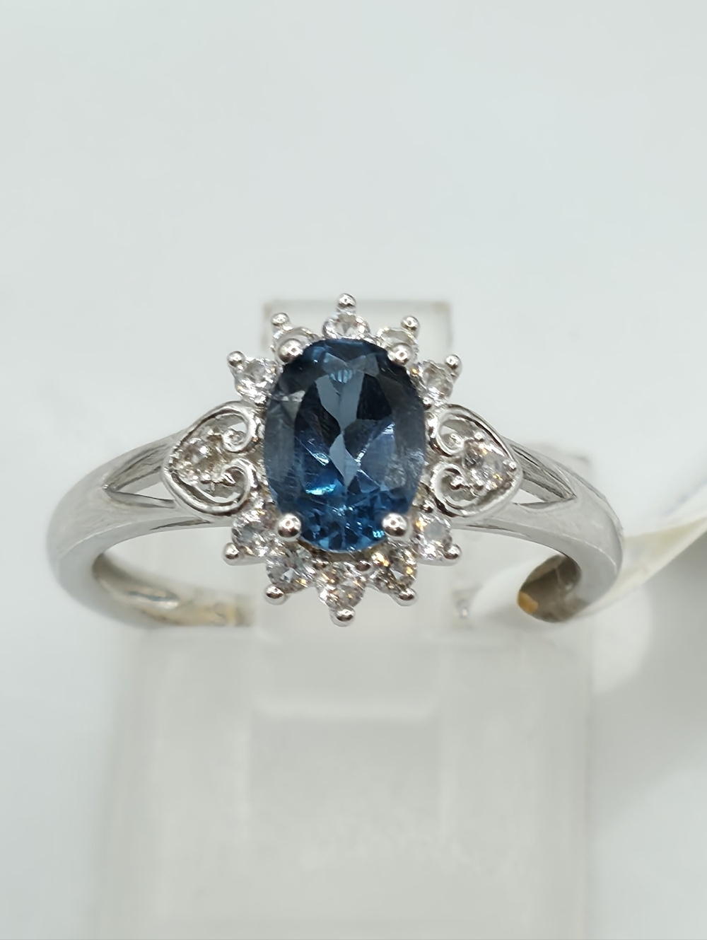 NWT! Genuine London  Blue Topaz and White Topaz Halo Ring Size 5